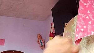 वाह, मेरी स्टेप मदर-इन-लॉ के रूम में ह्यूज क्रीमशॉट सोलो!