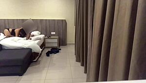 uh, set hidden cam to catch this cheatin’ tinder chick ridin’ me.