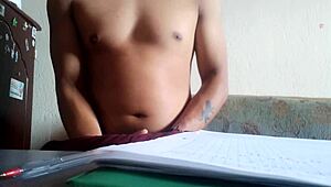 maluma intentando resolver un problema lógico mientras me jalo la verga