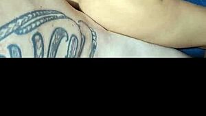 comprei uma cama king e inalgurei com minha amiga blonde e nos duas levamos gozada na boca do meu marido