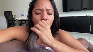 I show how to eat a good cock passionately