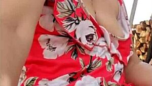 Loira Gostosa Masturbando Alcança Orgasmos Intensos Com Seus Tits Naturais.