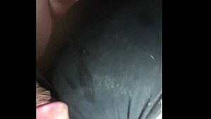 Pijamada con mi amiga en mini shorts negros, big ass teen 18+ action!