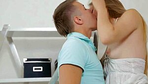 man, i can’t even spell rite, this ultra-hot cowgirl ridin’ is drivin me crazy