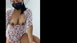 Curvy Milf Dances with Stunning Ass and Shows Big Nipples in Homemade Clip