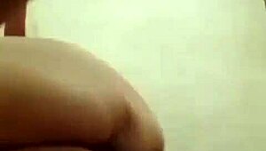 gordita se toca with masturbation