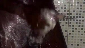 quick solo masturbation before shower