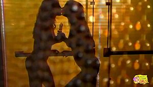 i can’t get enough of this vintage blonde and kinky brunette in lesbian action