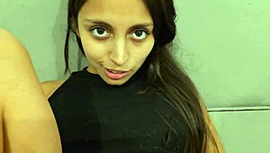 हर्मनास्ट्रो ने ईस्टर फैमिली रीयूनियन में हरमास्ट्रा को जंगली चुदाई से सरप्राइज दिया! ओह माय गॉड!