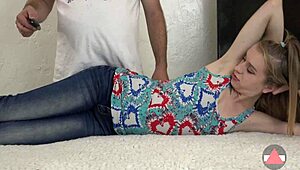 Amateur blonde HUMPS her TIGHT JEANS in sexy doggystyle grinding