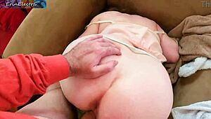 यो, तेरे दोस्त की मॉम ने मुझे अच्छी तरह से फुसलाया