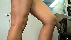 i watch hot brunette facial kitty bella 1 1 5 with cum on face