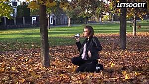 यो, Marina Visconti क्रिसमस पर अपने कॉवर्कर को टोटली बांग करती है, यह Letsdoeit पर वाइल्ड है!