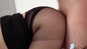 Chinese cougar Wang Yixin craves hardcore banging with wild abandon.