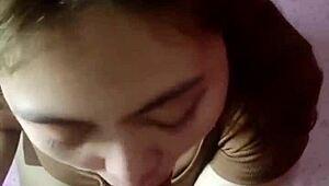 Friend's wife strokes my dick sensually 😍