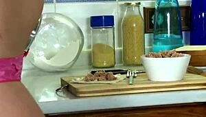 fucking sexy blonde mommy deep in high heels