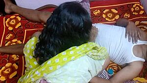 तेलुगु स्टूडेंट मसाजर बॉल्स लिक करती है और मैरिड यूरोपियन क्लाइंट को फक करती है