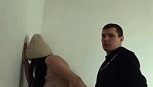 i quickly fucked my classmate in the entrance and came in her mouth, it was so intense