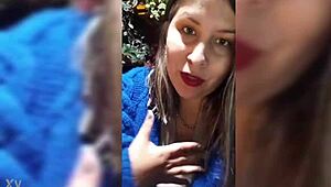 Girl Shows Off Hot Sexy Style in Video