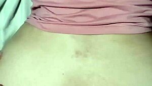 Latina Doña Mary fucked on all fours in gym