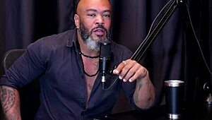 Annie Clementine Gets Her Ass Eaten In Intense Swingers Orgy