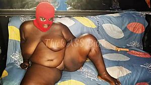 BBW Craves Munching and Fucking Her Gardener for His Huge Muscular Cock. She Moans Loud in the Garden.