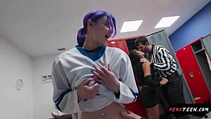 लॉकर रूम में बिग कॉक के साथ स्नीकी सेक्स कैओस में बदल जाता है