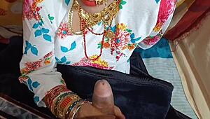 Virgin Friends Sister First Time Mein Stepbrothers Load Apne Mouth Mein Le Rahi Hai