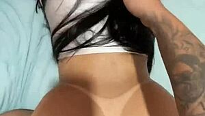 Watch this amateur couple eating a married woman cowgirl with big ass in privacy