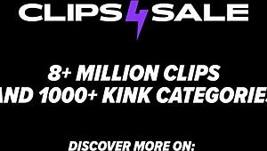 Savannah Fox Dominates with Facesitting