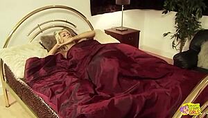 Wet pussies moan as lesbians use dildos