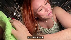 किचन में फंसी, दोस्त के जोरदार धक्के से बचाई