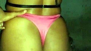 i'm twerking my ass so good, ready for some anal fucking.