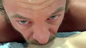 Emma Hix and Brad Newman in steamy romantic oral! 😍