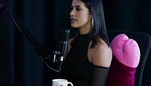 Val Mineirinha Gives Ass In Swing Cast Sheer Red! Tri Champion In Brs!