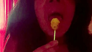 Hot sexy nena with big tits in lingerie gets cumshot