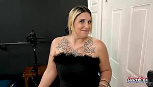 Curvy inked blonde logan lace enjoys fingering and toys