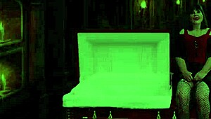 Granny Vampyra Enjoys Intense Strapon Stroking for Mind-Blowing Orgasms