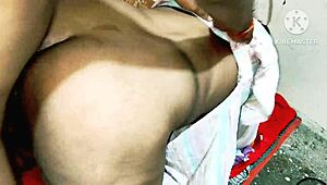 Desi bhabhi fucks neighbor boys hardcore!