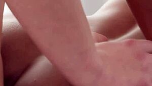 अरे 18+ सौतेली बहनें, मेरे विशाल लंड को जंगली थ्रीसम में शेयर करोगी?