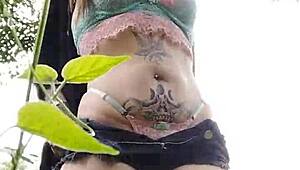 Novinha From Curitiba Flashes Big Pussy Outdoors