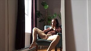 i masturbate milf pussy to orgasm