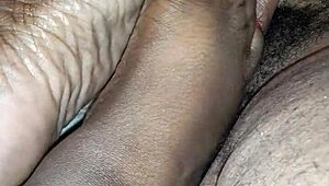 i cant stop messing up this footjob fetish thing