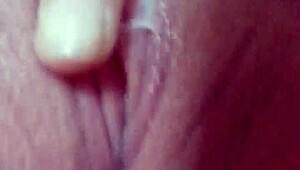 Watch casero lesbians masturbating outdoors in public.