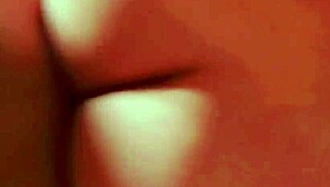 बेवफा बीवी पति के पापा से चोरी से चुदाई करती है, गुप्त क्विकी में