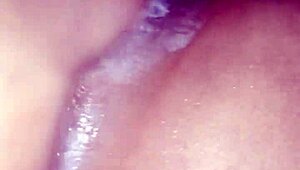 El Vecino Me Sorprende En El Baño Y Lo Invito A Compañarme