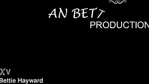 Bettie Hayward's intriguing blowjob episode