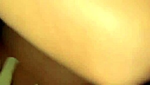 भारतीय बंगाली कॉलेज गर्ल स्टीमी वीडियो में हार्ड राइड करती है