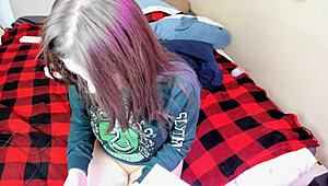 im in tights, ready for some solo fun