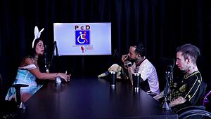 reality show mom slut pays to record?